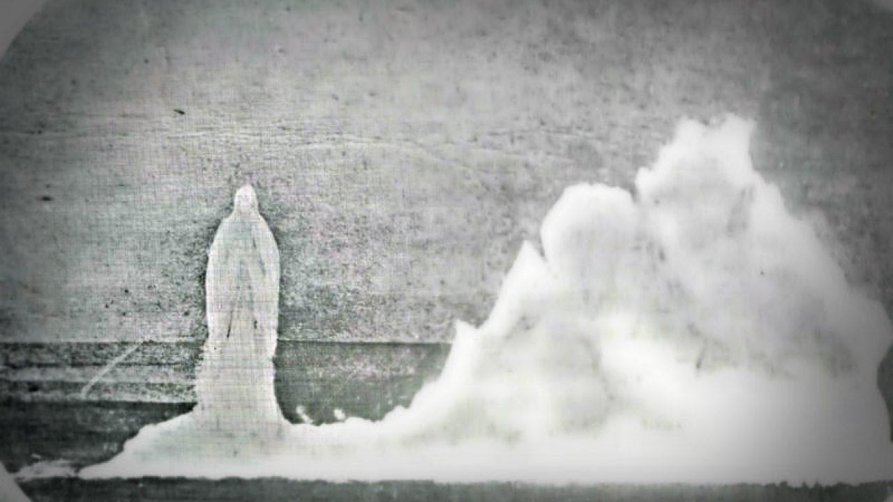 <p>Image source: archivalmoments.ca ChurchPOP</p>